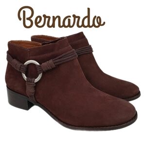 Bernardo Brown Nubuck Harness Pull On Cowgirl Western Short Booties Sz 8.5M